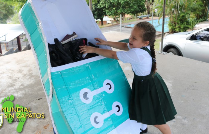 DÍA_SIN_ZAPATOS.021