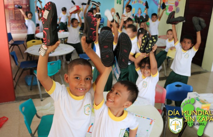 DÍA_SIN_ZAPATOS.032