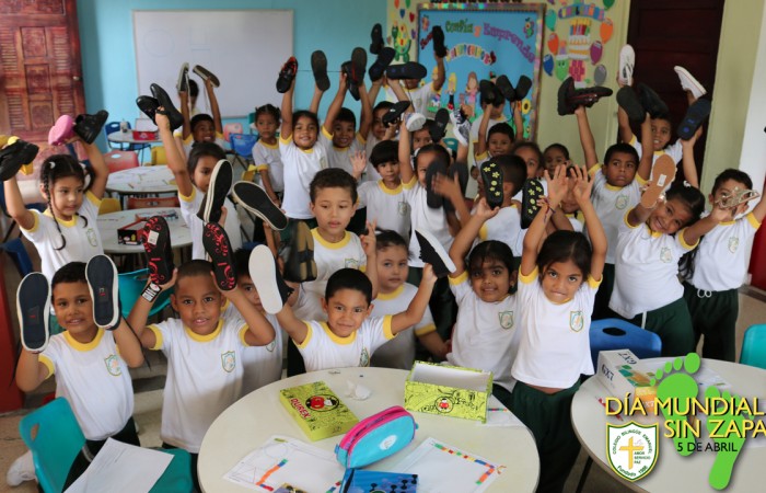 DÍA_SIN_ZAPATOS.033