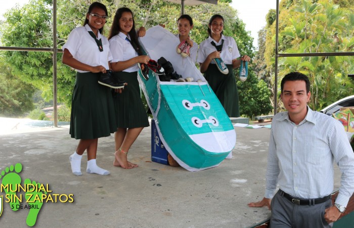 DÍA_SIN_ZAPATOS.039