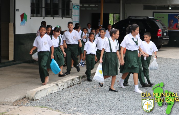 DÍA_SIN_ZAPATOS.048